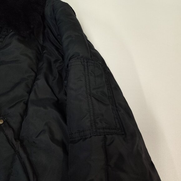 RefrigiWear Insulated Bomber Jacket Full Zip Ribbed Cuffs & Waist Men Small USA - Picture 10 of 13